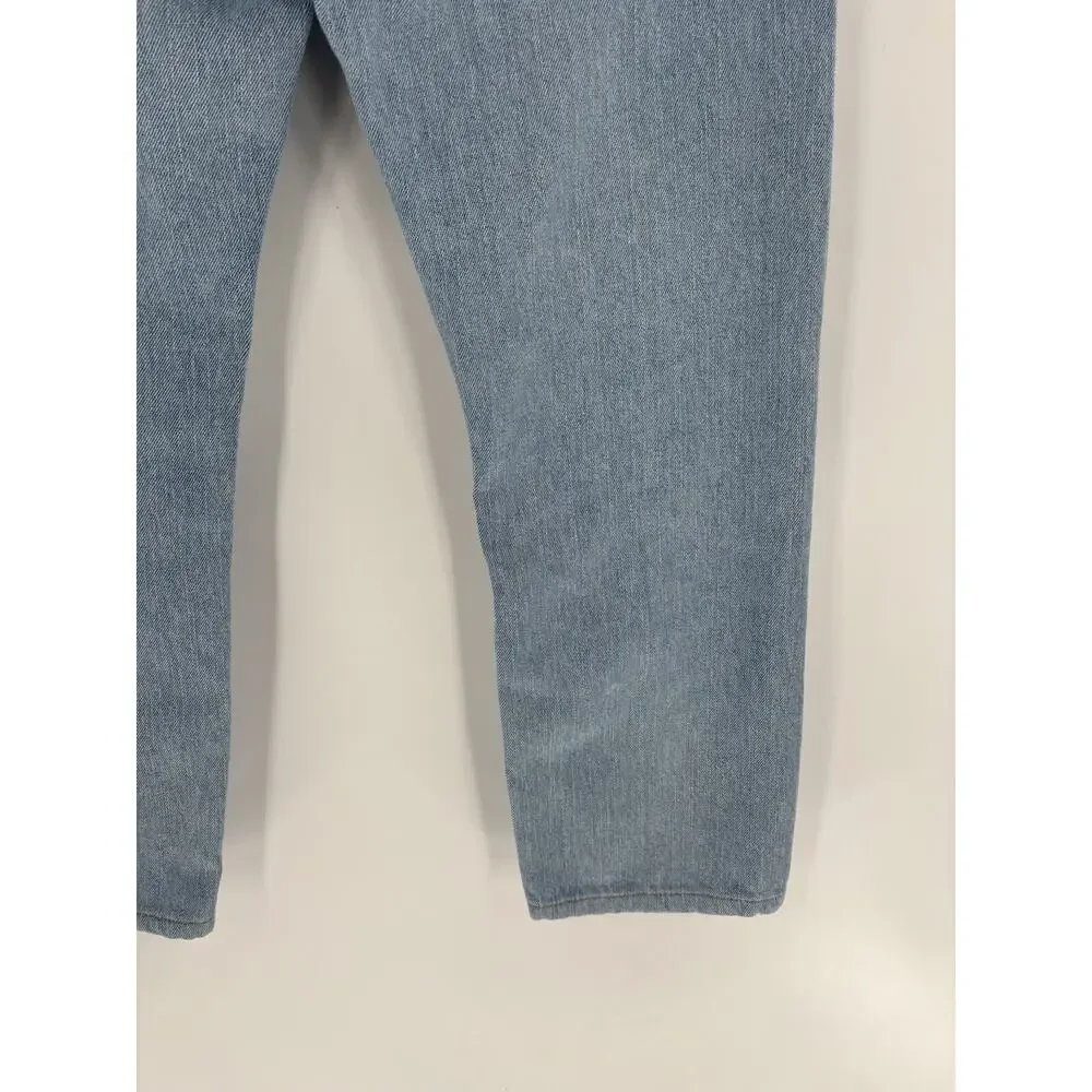 Levi’s Jeans 505 Mens 32x30 Blue Light Wash Denim Straight Leg Logo Patch
